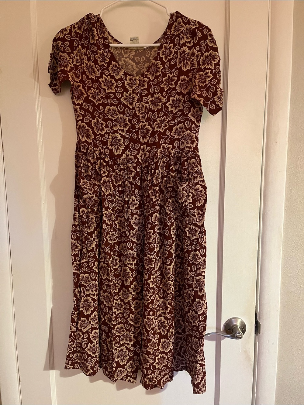Vintage 90s Floral Short-Sleeve Midi Dress in Burgundy and Cream